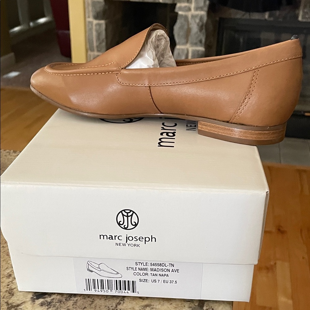NWT Marc Joseph New York Madison Ave Leather Loafers